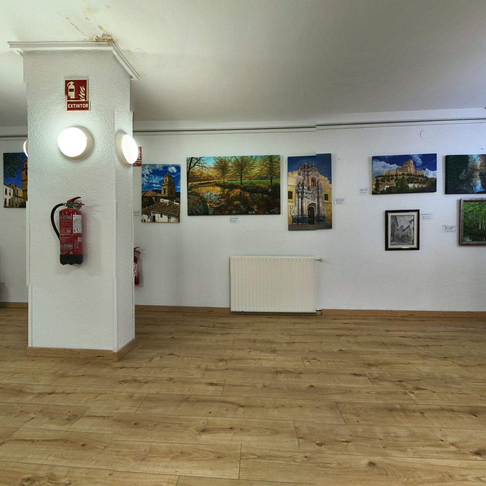 Sala de exposiciones del centro